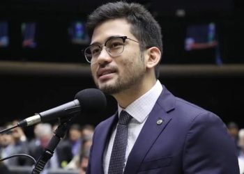 Kim Kataguiri propõe plebiscito em 2026 para discutir nova Constituição e penas mais rígidas