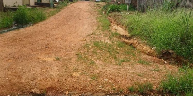 Moradores do Cidade Nova reivindicam asfaltamento prometido em Porto Velho
