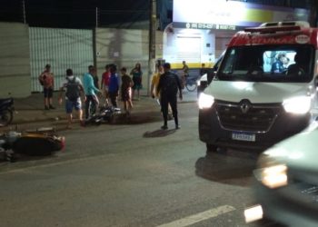Colisão grave na avenida Jorge Teixeira causada por corrente de motocicleta rompida