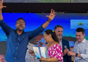 Dr. Santana participa de entrega de 304 apartamentos no Residencial Porto Fino e reforça compromisso com a habitação em Porto Velho