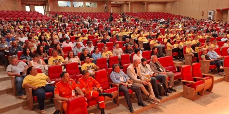Rondônia lança campanha Maio Amarelo durante fórum sobre segurança no trânsito