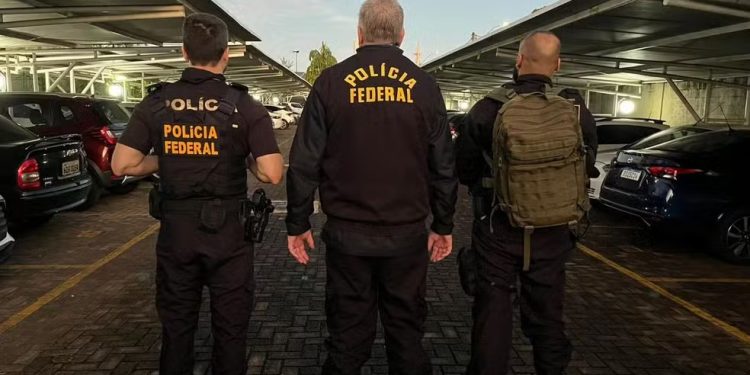 Polícia Federal investiga ex-gerente da Caixa por esquema de fraudes milionárias em Rondônia