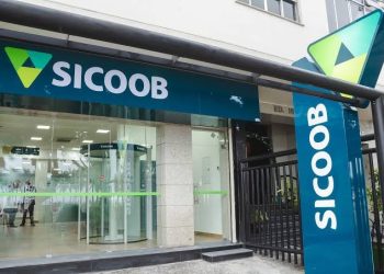 Sicoob é condenado a indenizar cliente após negativação sem comprovação de dívida
