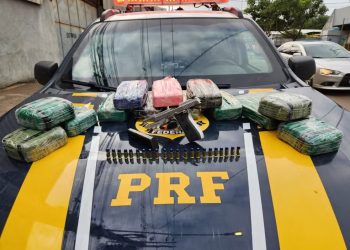 PRF apreende 14 kg de óxi e arma de fogo durante abordagem na BR-101 no Espírito Santo