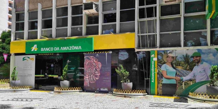 Crédito avança no Norte e Banco da Amazônia lidera apoio a pequenos, mulheres e projetos verdes