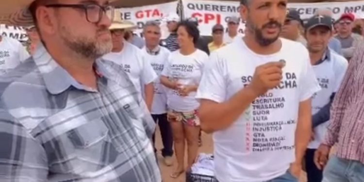 BR-364 segue totalmente interditada no acesso a Cujubim