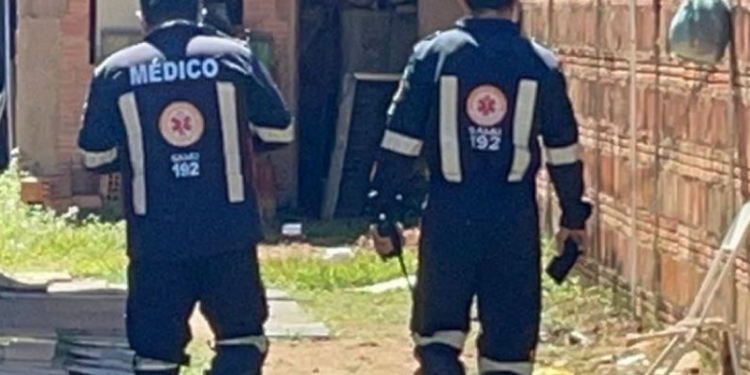 Costureira é morta a facadas dentro de casa em Porto Velho