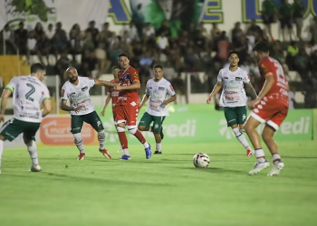 Gazin empata em casa e se complica na Série D