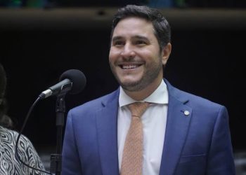 Maurício Carvalho foi o único deputado de Rondônia a votar a favor de projeto que amplia número de parlamentares federais