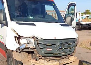 Ambulância do Samu se envolve em acidente na zona sul de Porto Velho