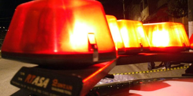 Jovem é encontrado morto em buraco profundo na BR-319