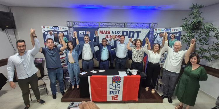 Presidente do Sindsef, Almir José, se filia ao PDT e mira 2026