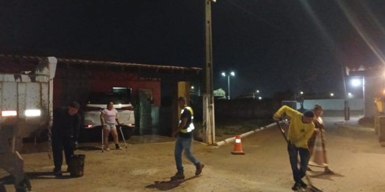 Obras de recapeamento avançam em residenciais após pedido da vereadora Ellis Regina