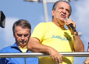 Em áudio, Silas Malafaia detona Eduardo Bolsonaro e chama deputado de babaca