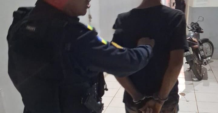 Homem de 41 anos é preso em flagrante ao tentar abusar de criança de 5 anos em Candeias