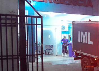 Assalto a hamburgueria termina com bandido morto e outro preso