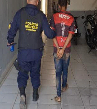 Condenado por roubo é preso durante oração em monte na zona leste