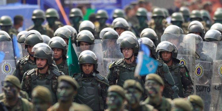 STF derruba regra que proibia militares casados ou com filhos em cursos de formação