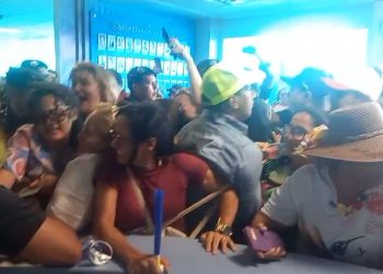 Confusão marca ocupação de professores na Seduc em Porto Velho