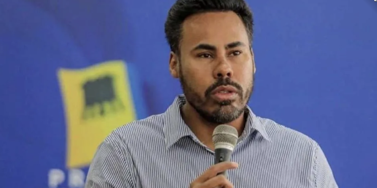 Vereador Dr. Santana protocola projeto de lei para garantir isenção da COSIP a consumidores de baixa renda