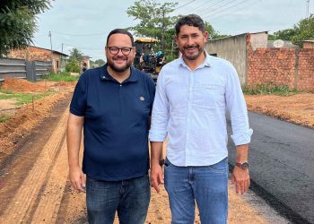 Márcio Pacele acompanha início da pavimentação no Parque Amazônia