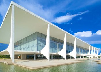 Governo Lula libera bilhões em emendas para barrar anistia