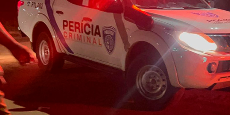 Mulher é morta a facadas na frente do filho em Porto Velho