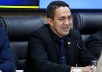 Deputado Eyder Brasil é acionado na Justiça por dívida de campanha