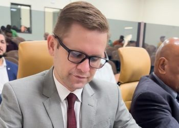 Câmara aprova projeto de Pastor Bruno que cria programa “Conhecendo Minha Cidade”