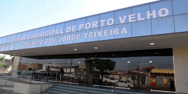 Câmara Municipal de Porto Velho pode reduzir cargos comissionados
