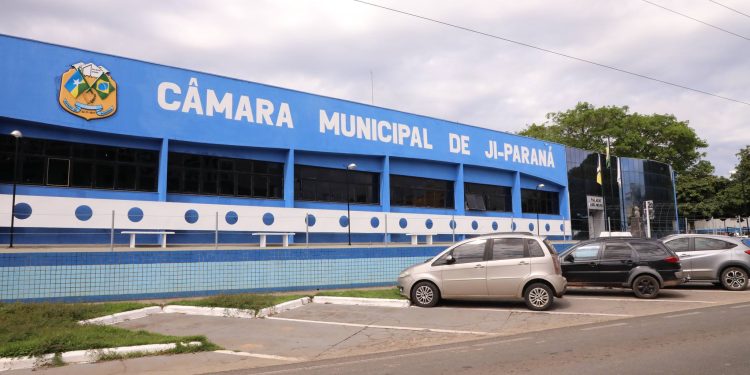 Vereadores pedem cassação de Wilian Cândido após suposto ato obsceno em Ji-Paraná