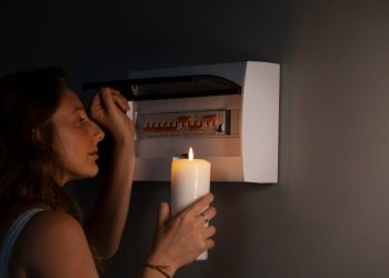 Apagão atinge Rondônia e mais 15 estados durante a noite