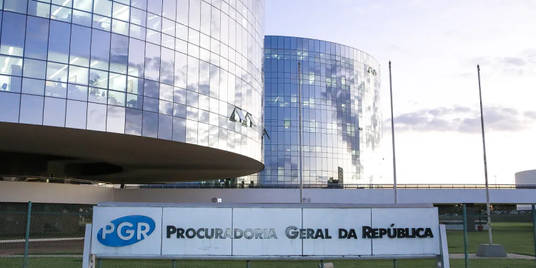 PGR propõe reajuste de 24% para servidores do MPU e CNMP