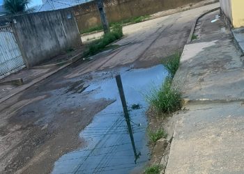 Condomínio de suposto tenente da Polícia Militar é denunciado por esgoto a céu aberto em Porto Velho