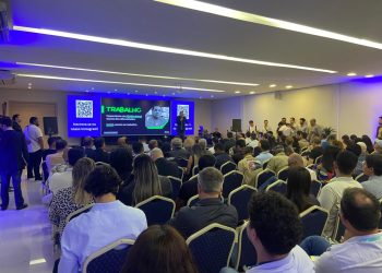 Vanderlei Luxemburgo participa de evento do Podemos e ministra palestras em Porto Velho