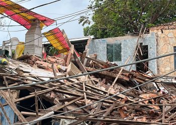 Casa desaba em Porto Velho e deixa moradores em choque