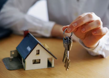 Famílias com renda de até R$ 9,6 mil poderão pegar empréstimo de R$ 30 mil para reformar casas