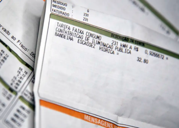 Bandeira vermelha encarece conta de luz e pressiona inflação