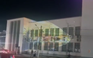 Prefeitura encerra aniversário de Porto Velho com projeção no Prédio do Relógio