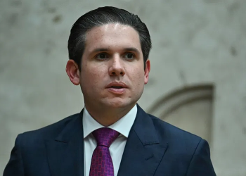 Hugo Motta quer ampliar mistura de etanol na gasolina para 35%