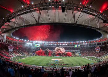 Flamengo e Racing duelam hoje por vaga na final da Libertadores