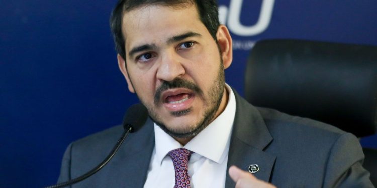 Piso salarial de motoristas de aplicativo entra em debate no STF