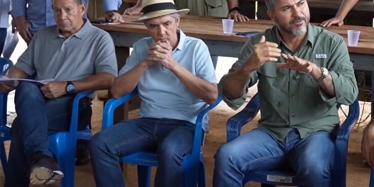 Senadores de Rondônia discutem na ALERO embargos do Ibama e remoções de produtores