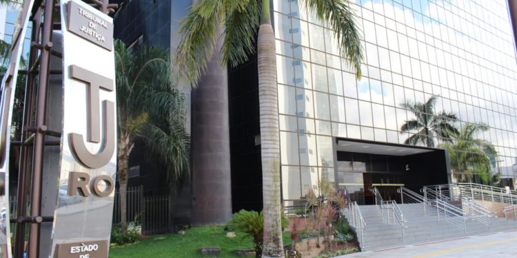 TJ de Rondônia abre processo seletivo para estágio com bolsas de até R$ 1.400