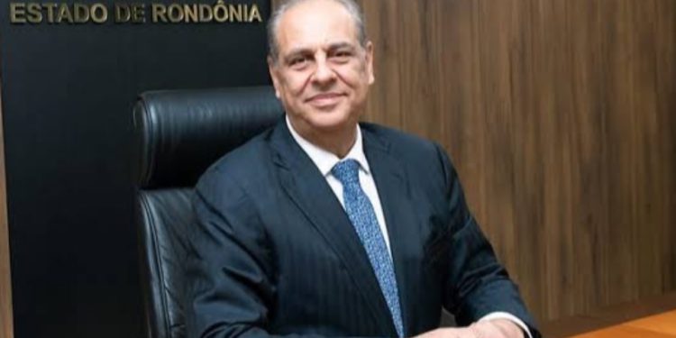 Lei garante seguranças a ex-governadores em Rondônia; sanção ocorreu durante governo interino