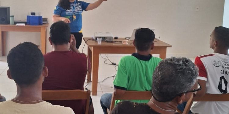 Conepod realiza palestra sobre saúde bucal em comunidade terapêutica