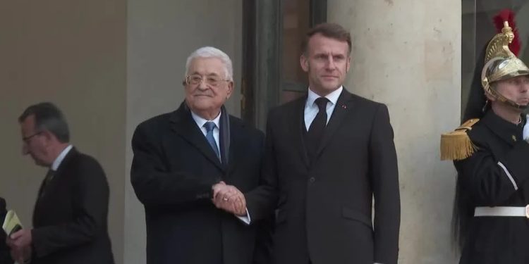 França se dispõe a contribuir com redação da constituição de estado palestino, anuncia Macron