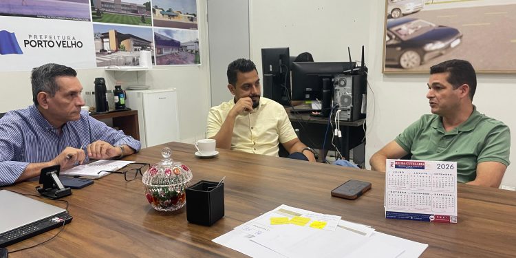 Vereador Adalto de Bandeirantes reivindica andamento de obras nos distritos e reforça importância de melhorias na Avenida 3 de Dezembro