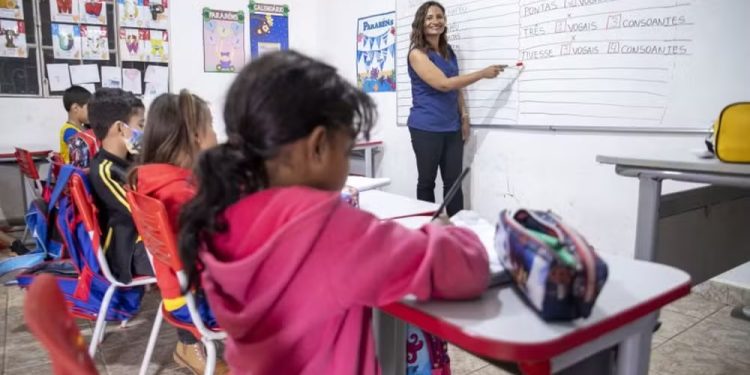 Porto Velho abre inscrições para a chamada escolar 2026; veja prazos, critérios e documentos