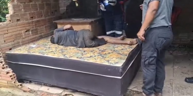 Homem é espancado a pauladas na zona Norte de Porto Velho